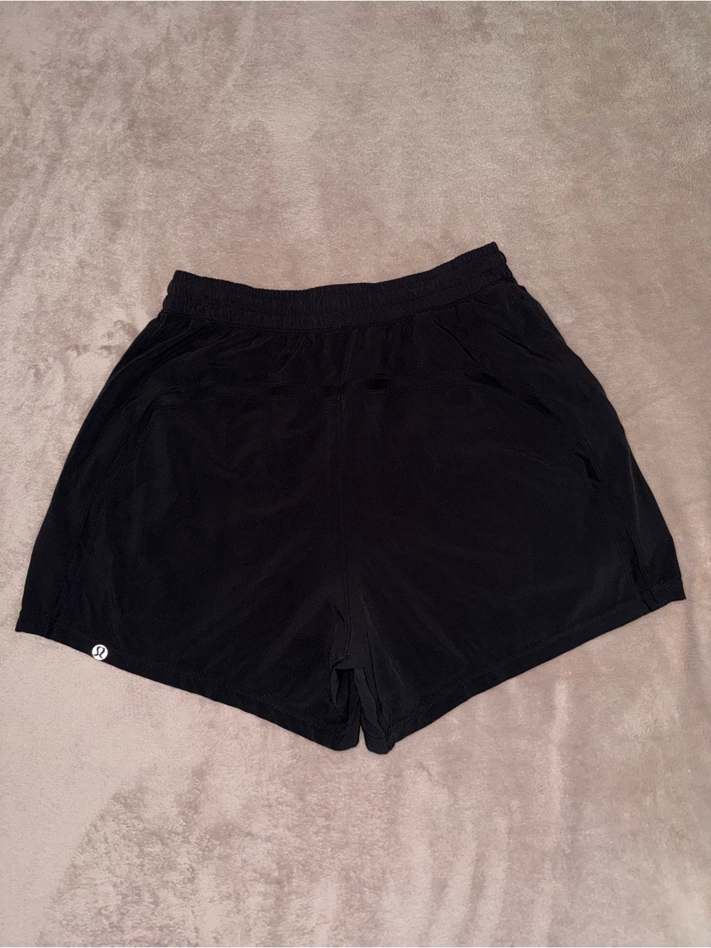 Lululemon short size S